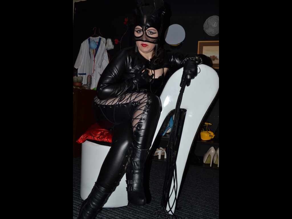 DominatrixLady_003