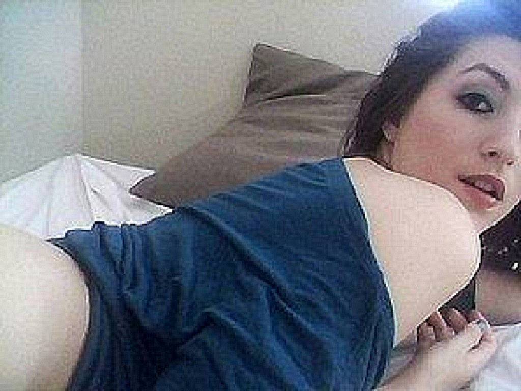 Dallas Moore Flirt4Free Cam Girl Review | CHAT.PM