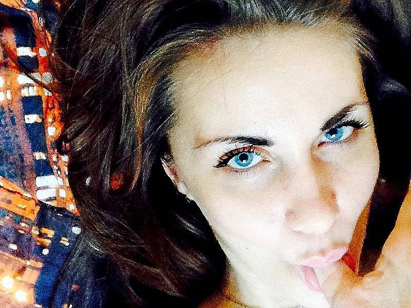 mia-best-021