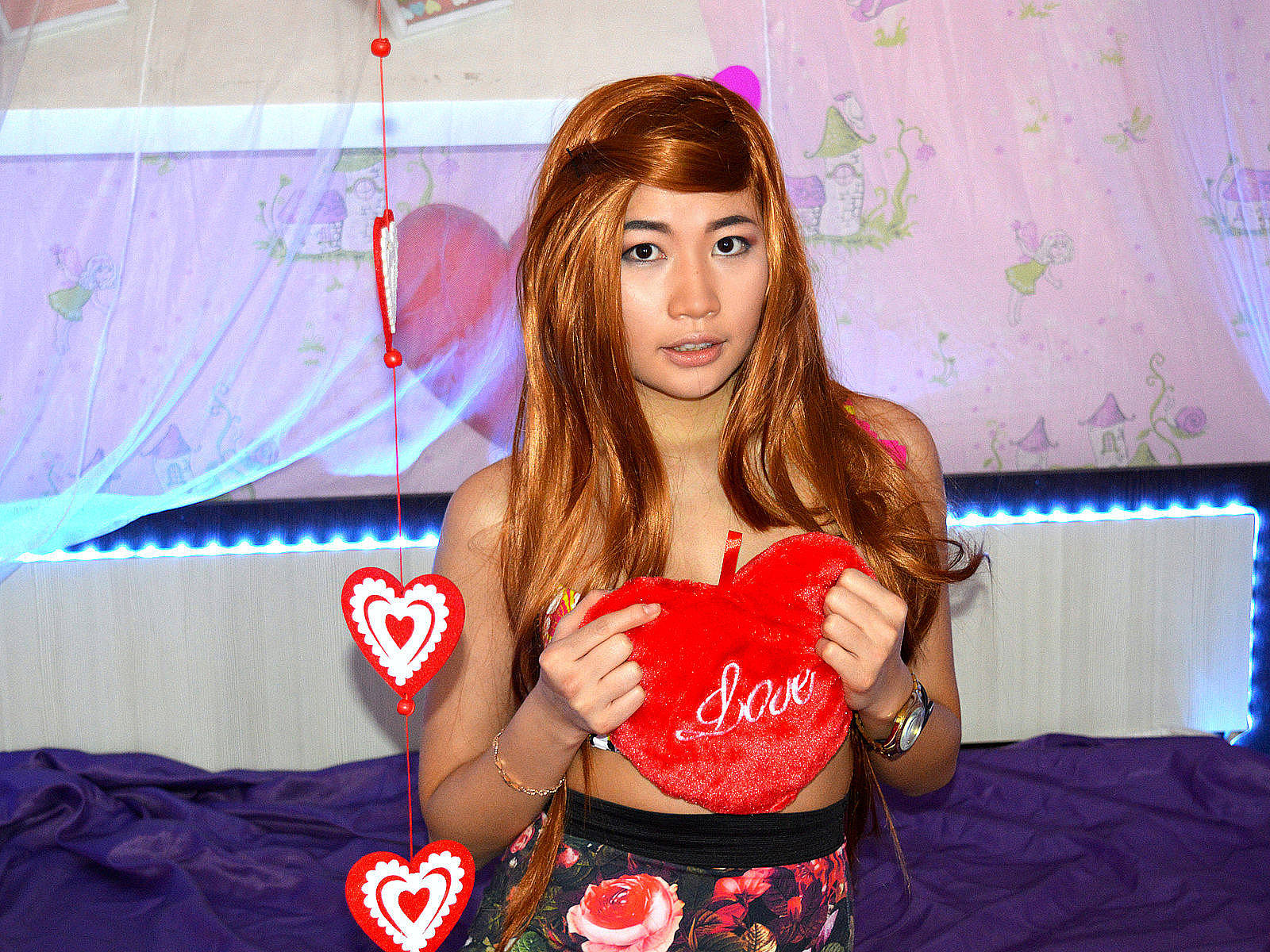 taya-luv-017