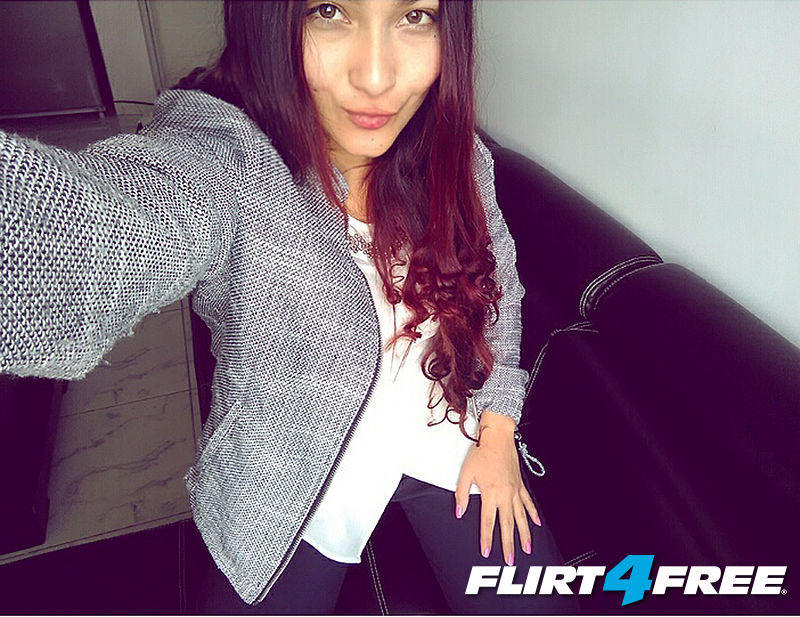 alejandra-azz-011