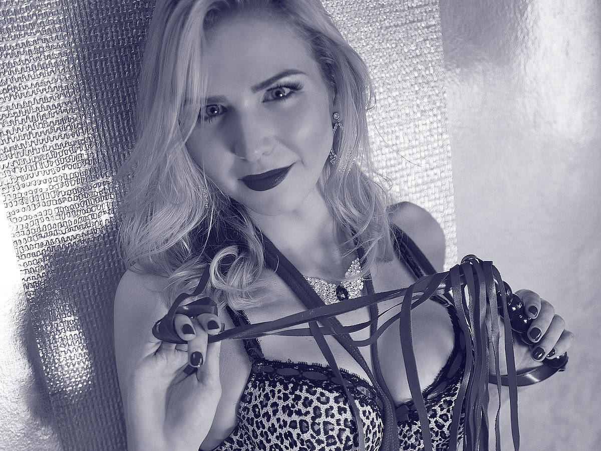 arina-donne-002