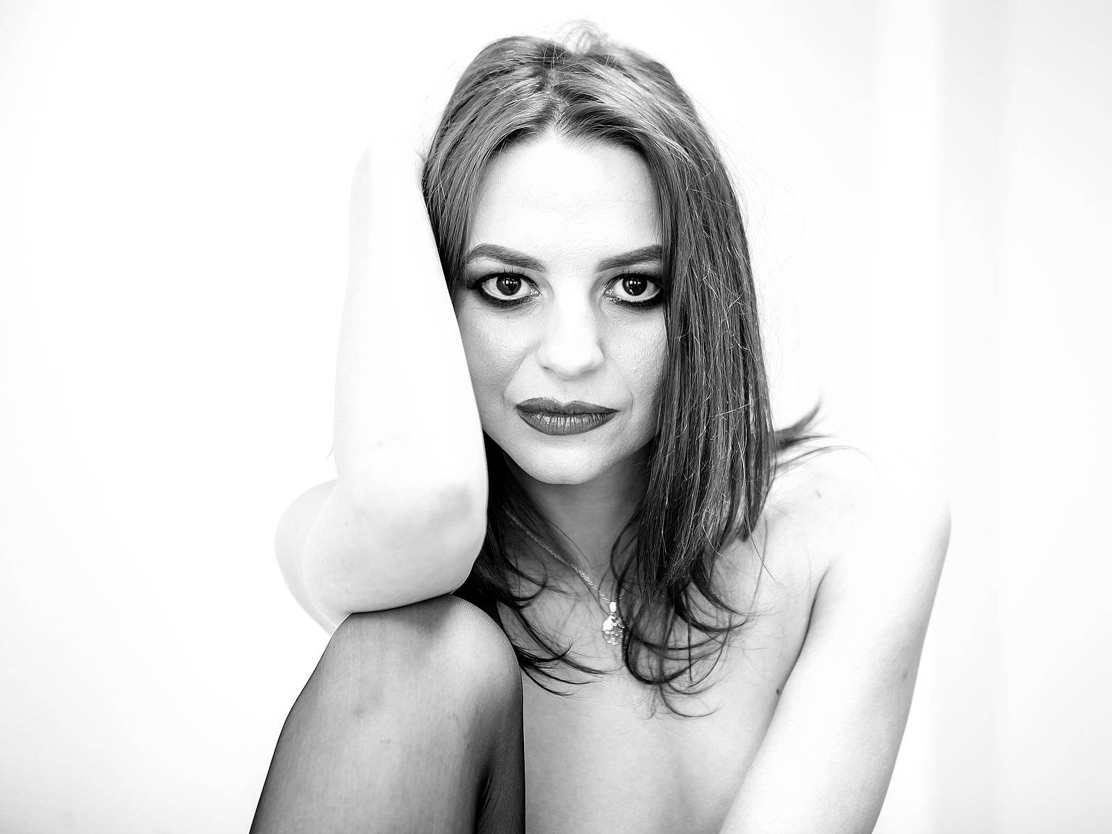 katie-nox-002
