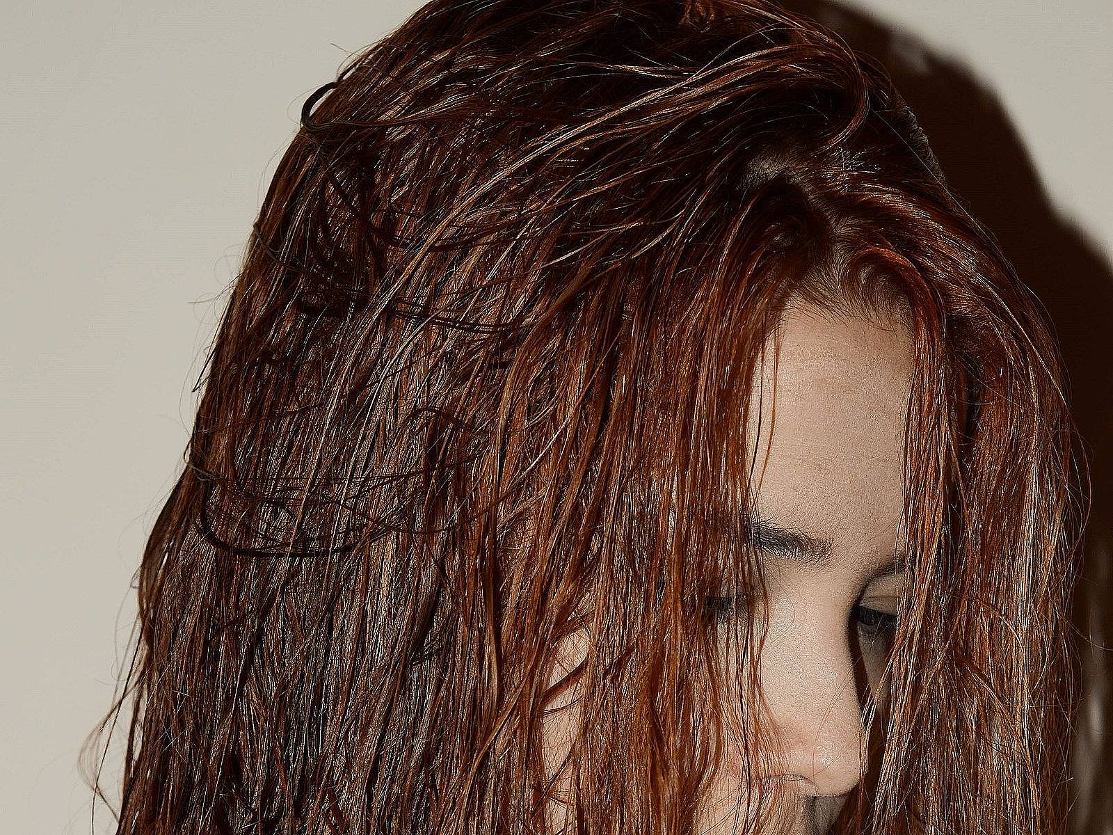 red-angie-002