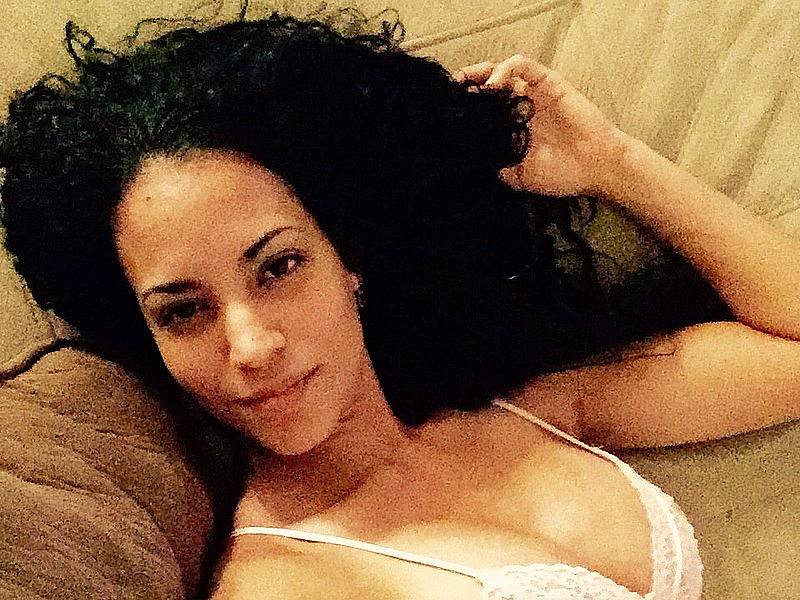 anabella-james-014