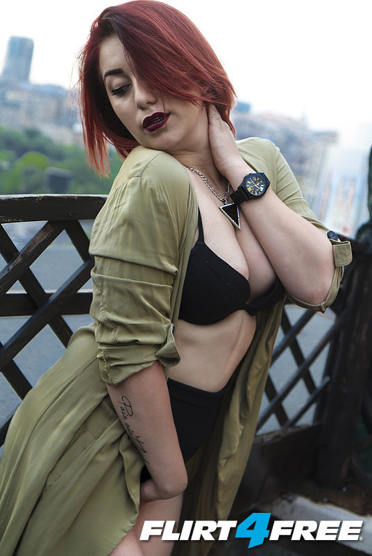 eva-gould-009