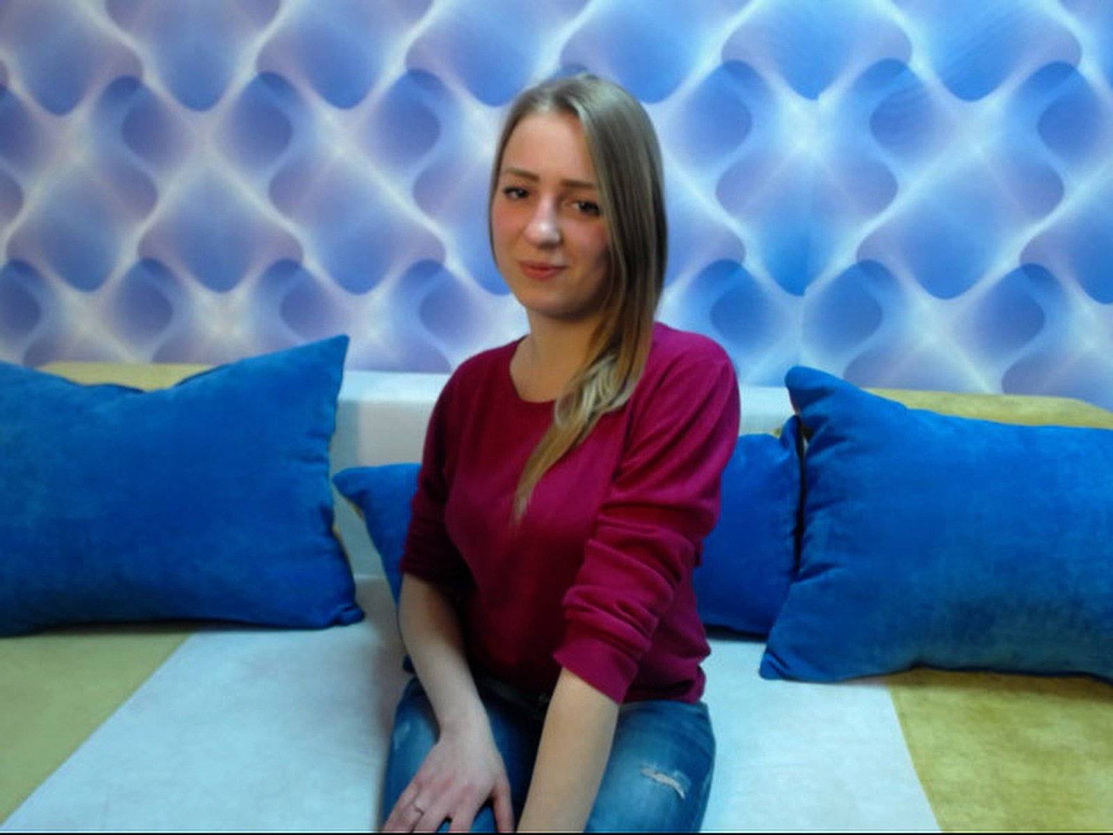 alina-horny-008