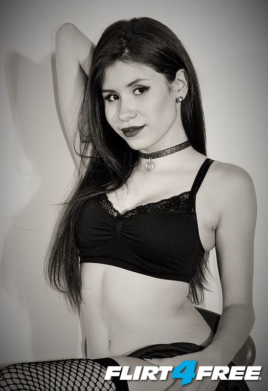 lady-mia-003